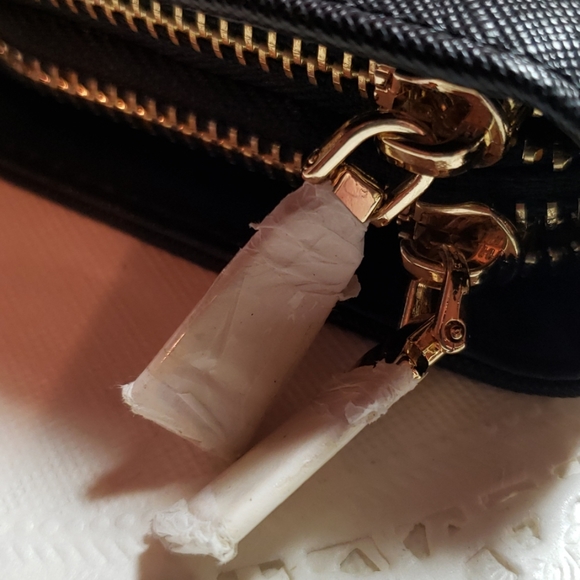 NWT Isabelle Handbag - Picture 5 of 5